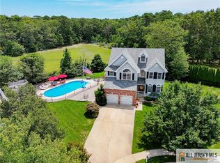 5 Overlook Ct, Bayville, NJ