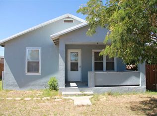 913 E 3rd St, Portales, NM 88130