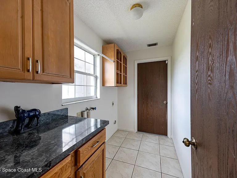 317 Fernandina St NW — Photo 12