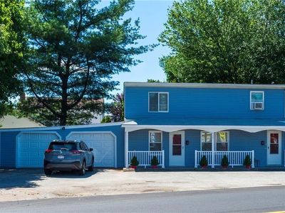 925 Cottage St, Pawtucket, RI, 02861