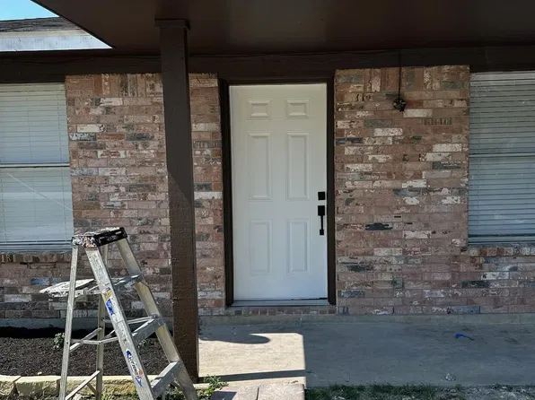 14407 Pine St, Santa Fe, TX 77517