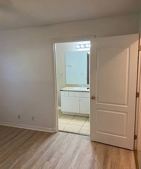 3717 NE 13th Ave — Photo 18