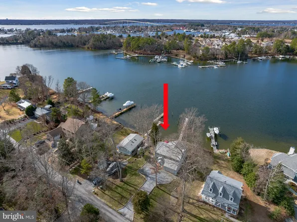 325 Deer Dr, Lusby, MD 20657