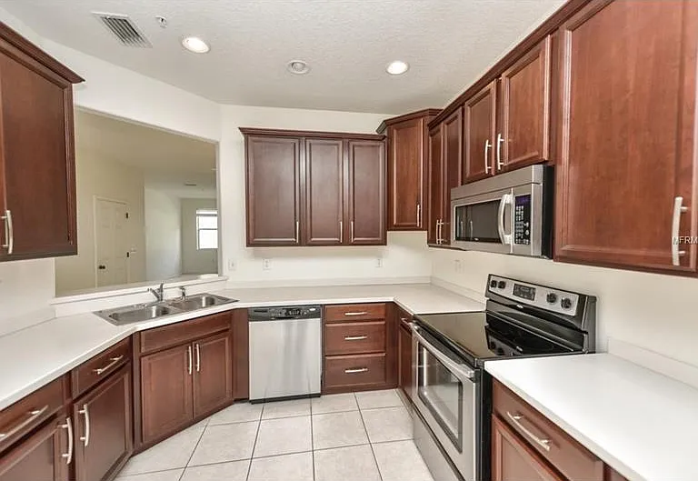 3571 Parkridge Cir #13-103 — Photo 9