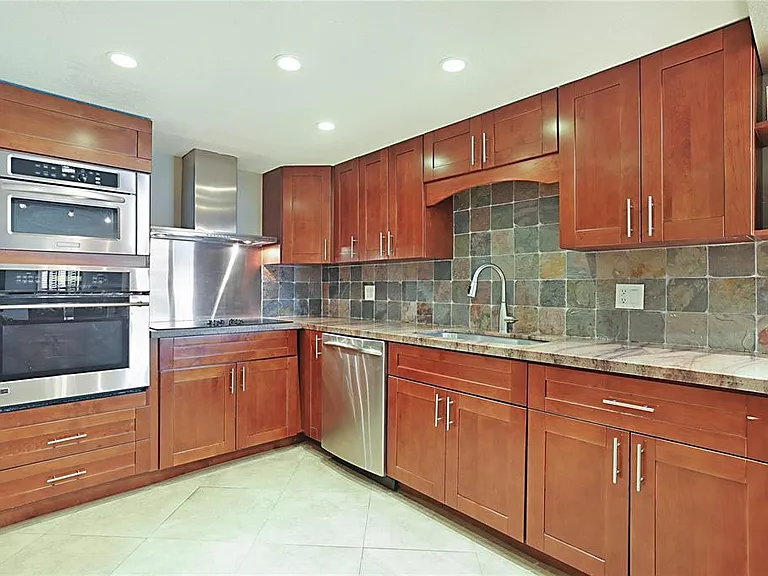 2800 N Ocean Dr #B-9D — Photo 11