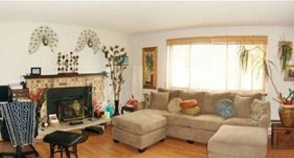 3rd image of 4707 223rd St E