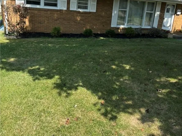 575 Creed St, Struthers, OH 44471