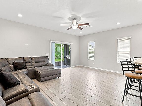 2nd image of 4641 VIGNETTE WAY