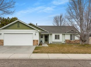 1657 N Alcatraz Ave, Kuna, ID 83634