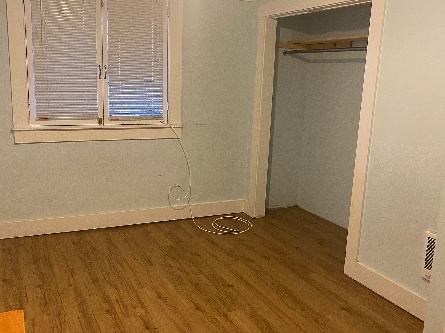 2 bed, 1000 sqft, $1,855 — Photo 4