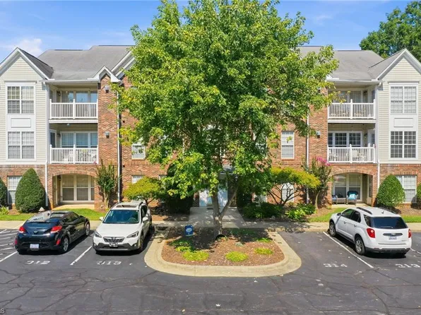 2229 Delaney Dr #312, Burlington, NC 27215