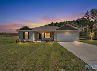 436 Granite Cir, Albertville, AL 35950