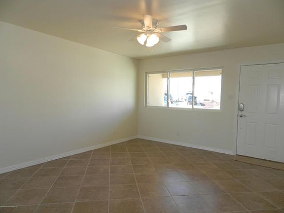 4th image of 3902 Highland View Dr