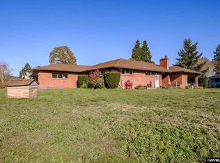 240 Oak Ln, Lebanon, OR 97355