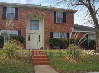 1214 Calvert Dr, Cedar Hill, TX 75104