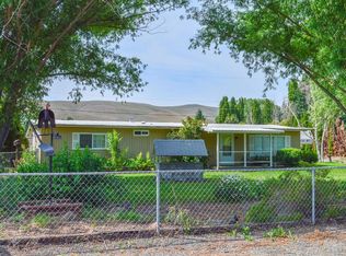 2709 S 42nd Ave, Yakima, WA 98903