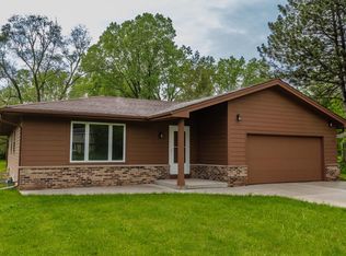 W153N9721 Neptune Dr, Germantown, WI 53022