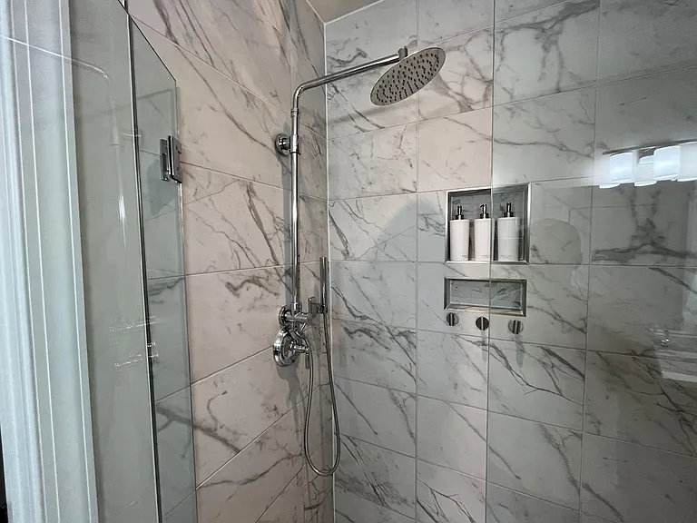 324 Bayberry Ln — Photo 37