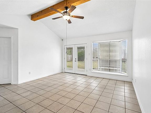 2nd image of 202 Almond Creek Rd