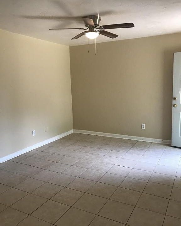 1st image of 2121 Pasco St APT C