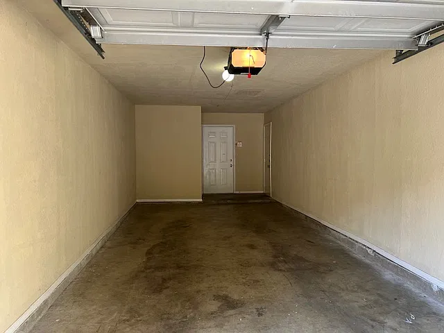 2 bed, 1170 sqft, $1,795 — Photo 3