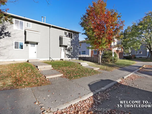 35 Thistledown Ct #18, Ottawa, ON K2J 1J4