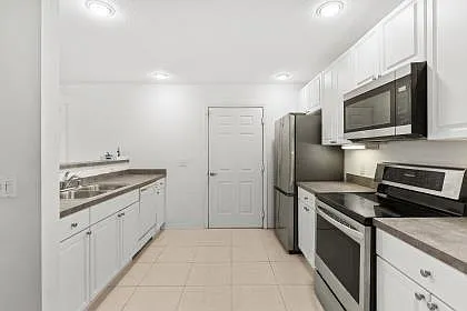 1731 N Dovetail Dr #C — Photo 8