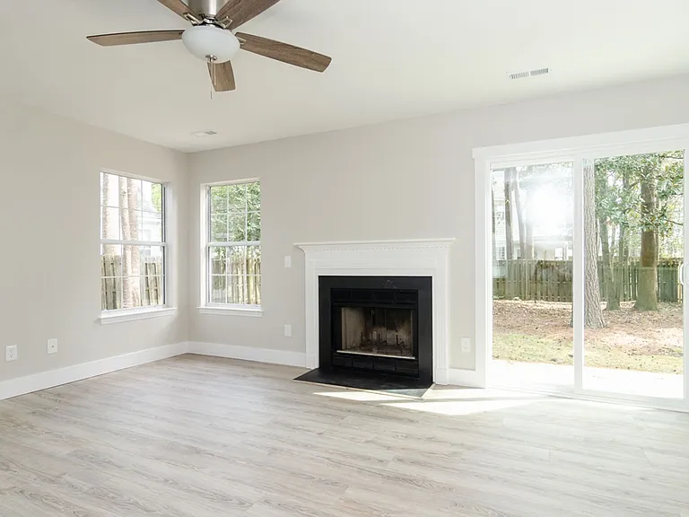 5308 Petrel Ct — Photo 12