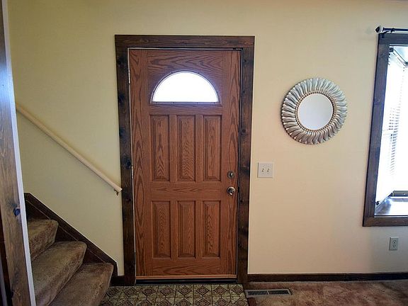 4th image of 691 Lakeland Dr