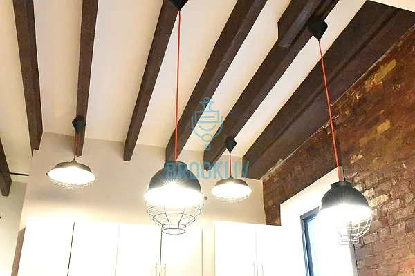 Rented by null | media 26