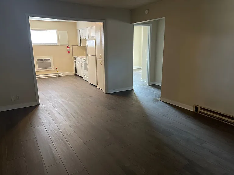 1200 Trimble Ave — Photo 4