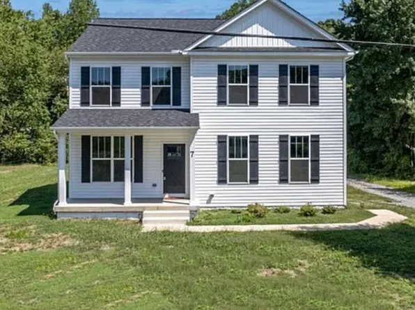7 Limox Ln, Fredericksburg, VA 22405