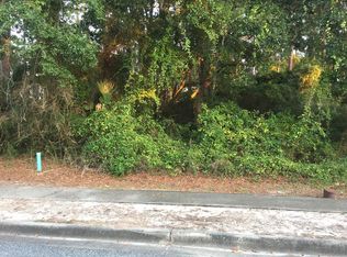 104 Laughing Gull Ln, Lanark Village, FL 32323