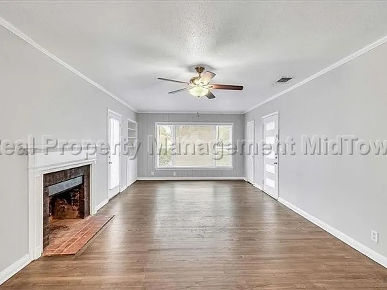 6400 Greenway Rd — Photo 4