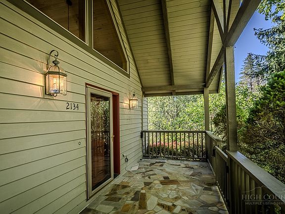 5th image of 2134 Valle Cay Drive