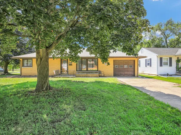 1060 Englewood Dr, Rantoul, IL 61866