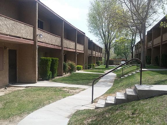 2nd image of 14299 La Paz Dr Unit 22A