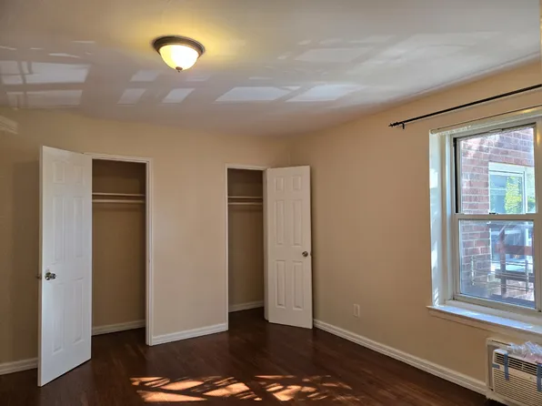 1575 Center Ave, Fort Lee, NJ 07024