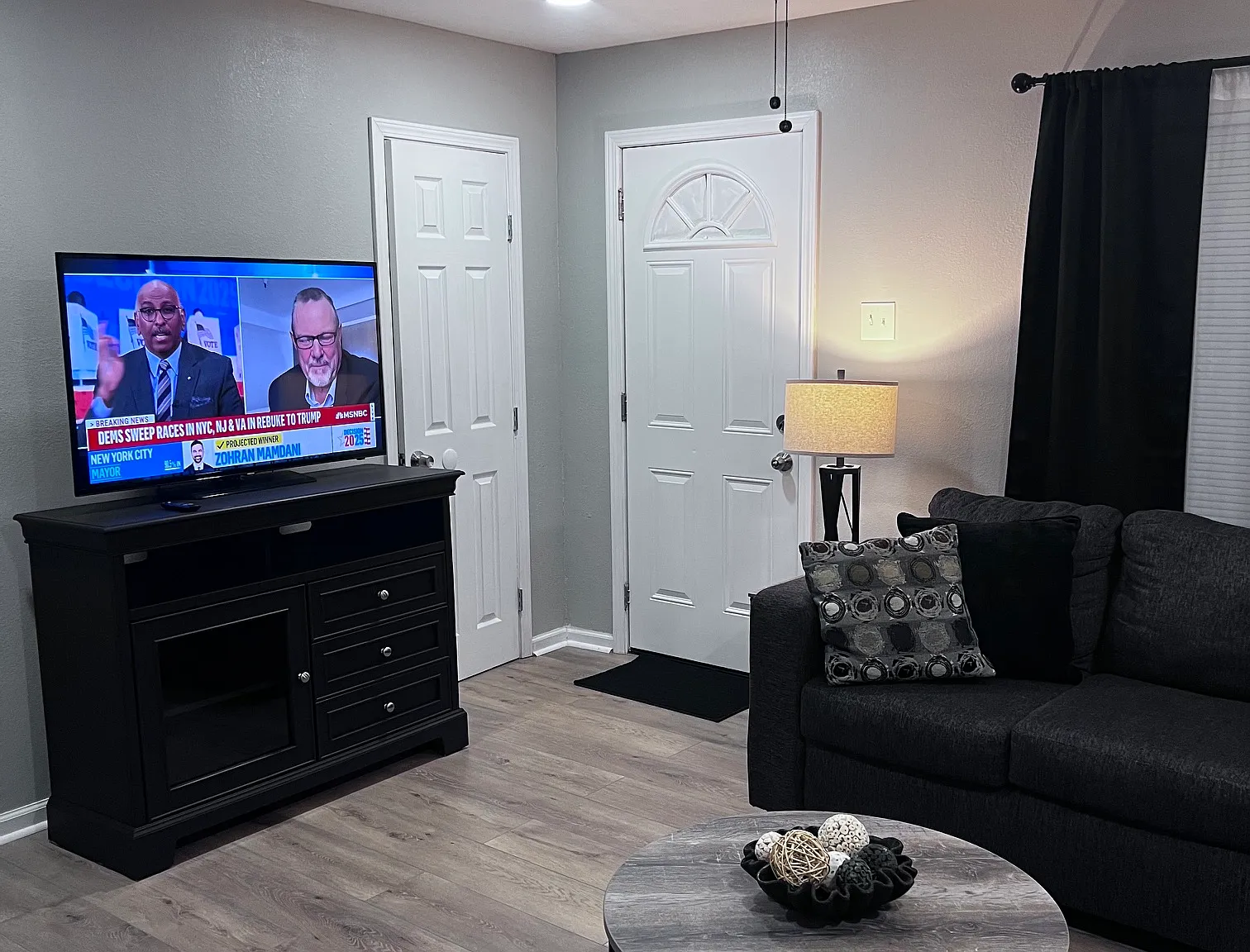 2 bed, 640 sqft, $900 — Photo 2