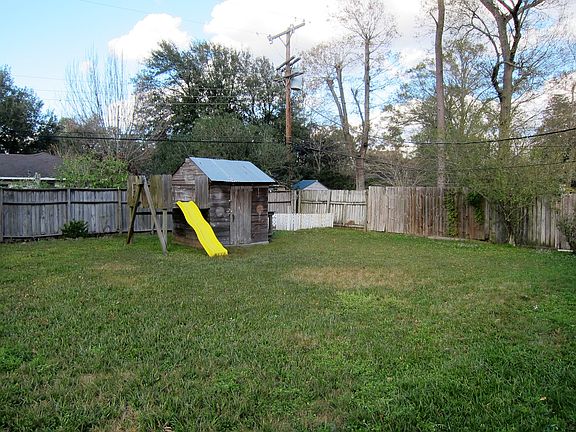 2nd image of 4640 Dellwood Ln