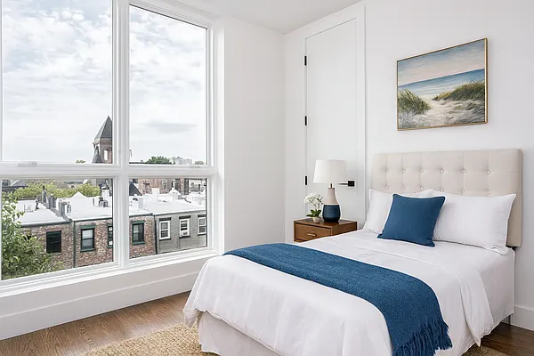 Rented by Loom Capital Group Inc. | media 15