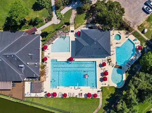 154 April Wind Ct, Montgomery, TX 77356