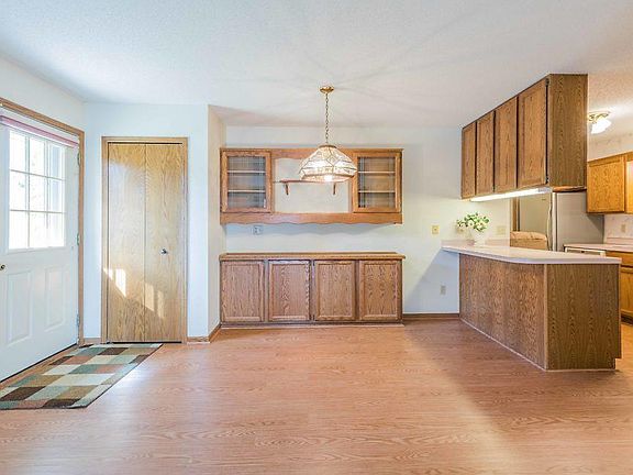 5th image of 14000 44th Pl N APT 5