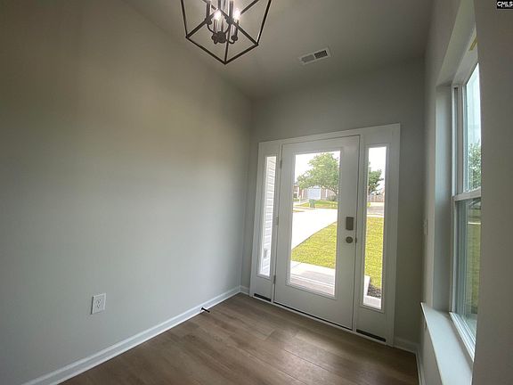 2nd image of 6 Brushwood Ct