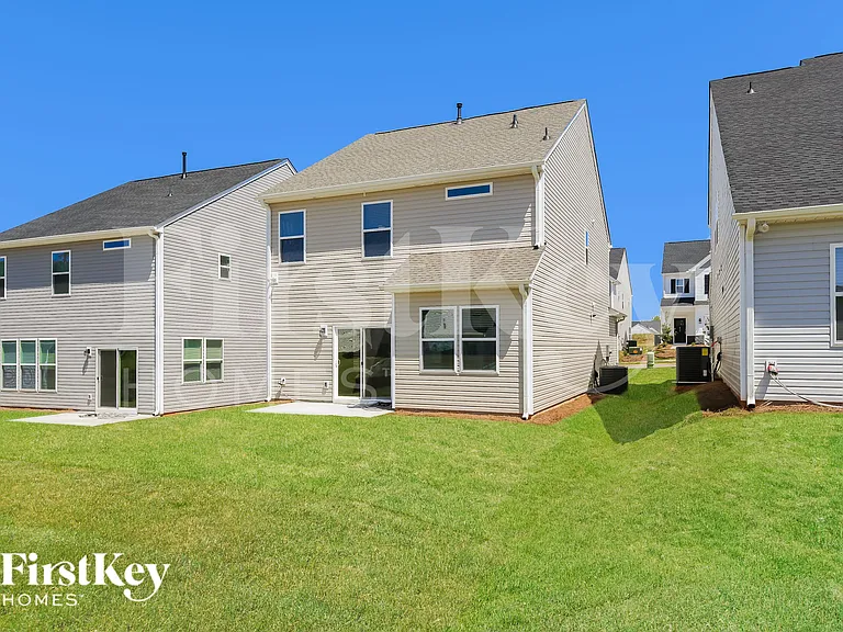 613 Goldburn Way — Photo 14