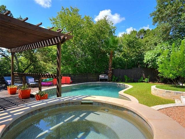 1st image of 5958 Highland Hills Dr