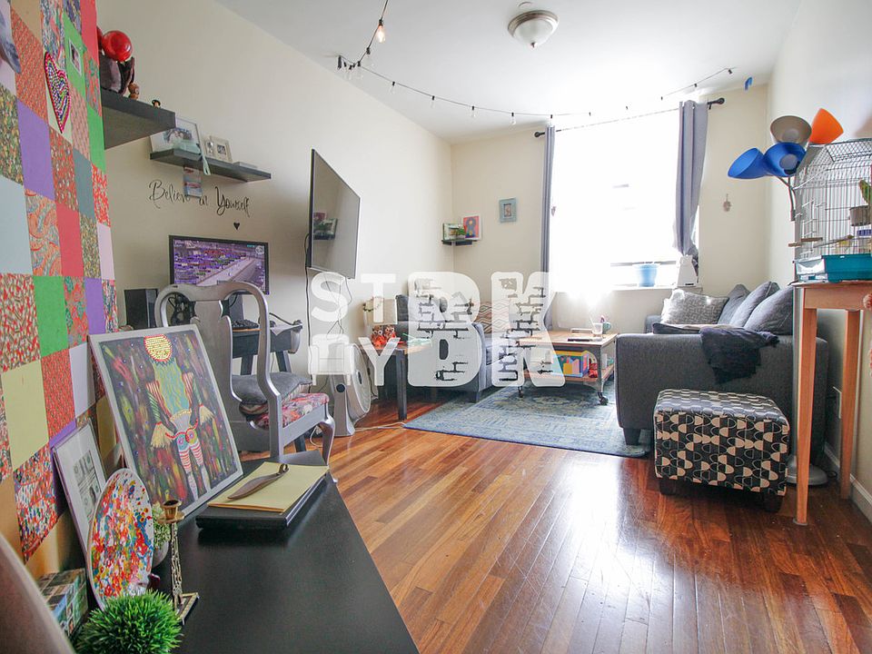 1st image of 51 Clifton Pl #5CC