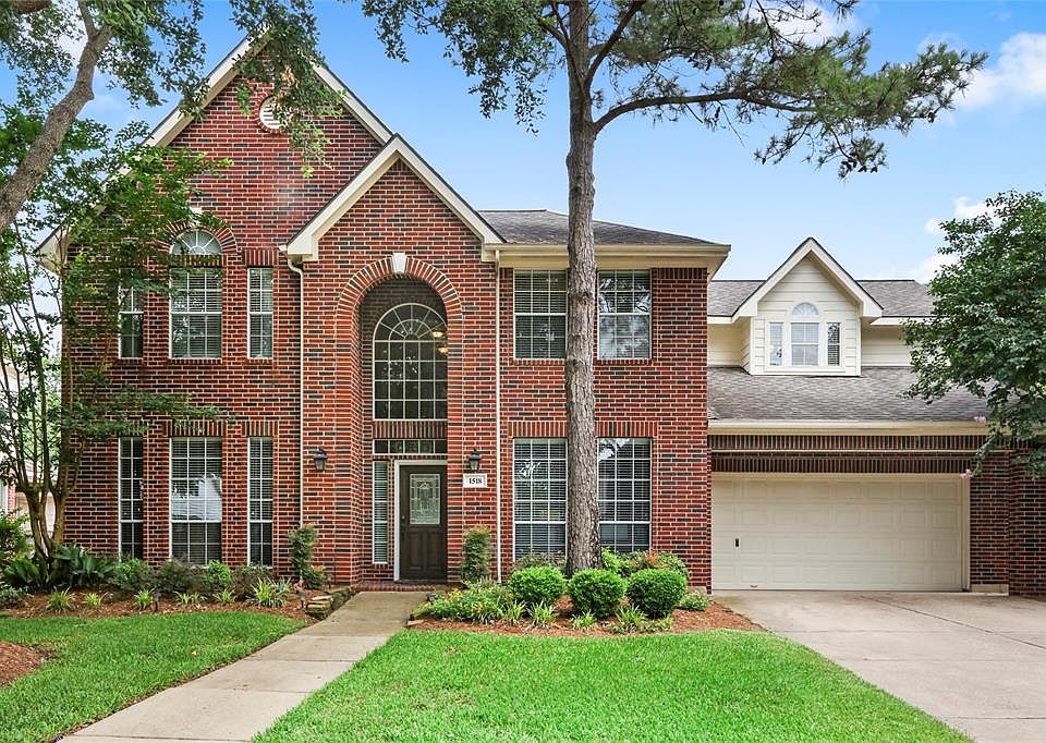 Welcome Home to The Meadows at Falcon Landing!
