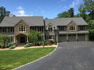 5 Cross St, Stow, MA 01775