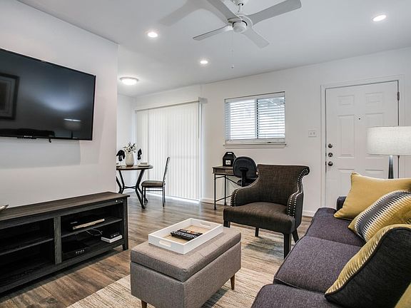 3rd image of 4928 Live Oak St APT 107
